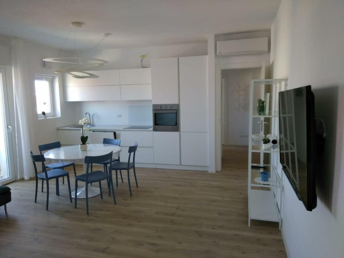 Buonarroti Apartment Grado Exterior photo