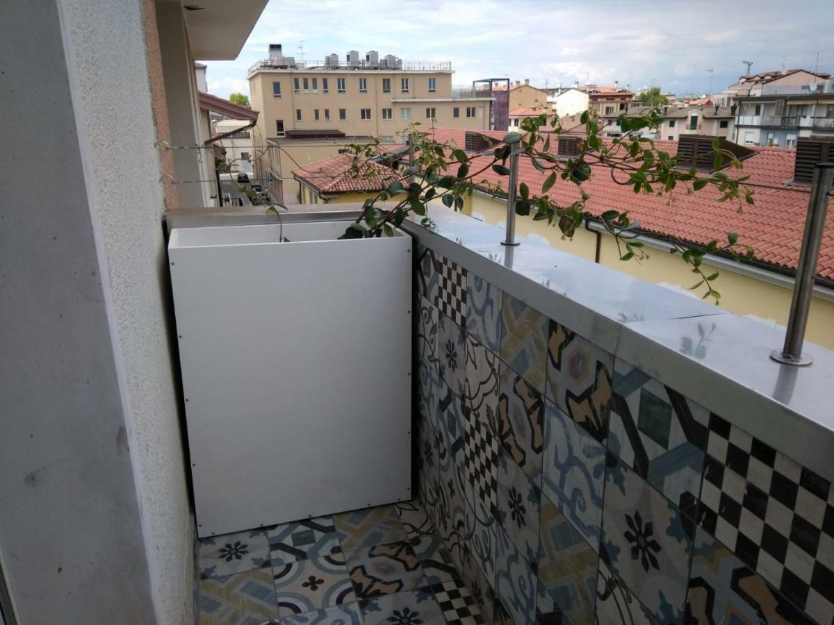 Buonarroti Apartment Grado Exterior photo
